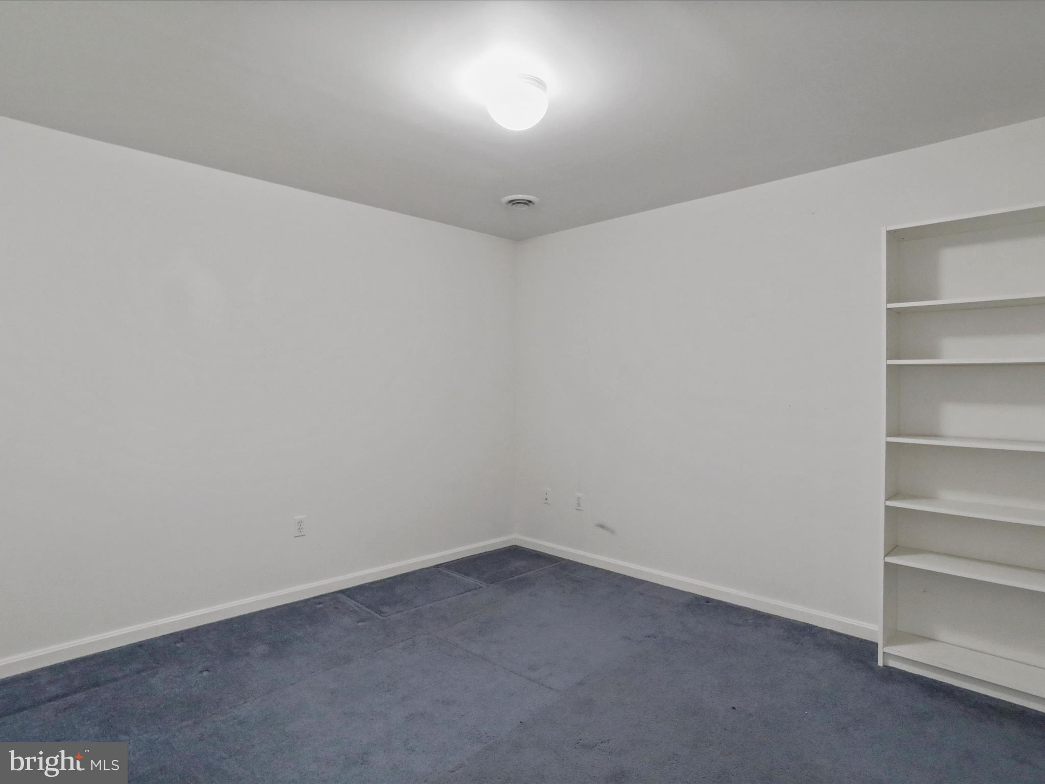 324 Key W Drive Hagerstown, MD 21740 - Photo 17 of 28 a view of an empty room