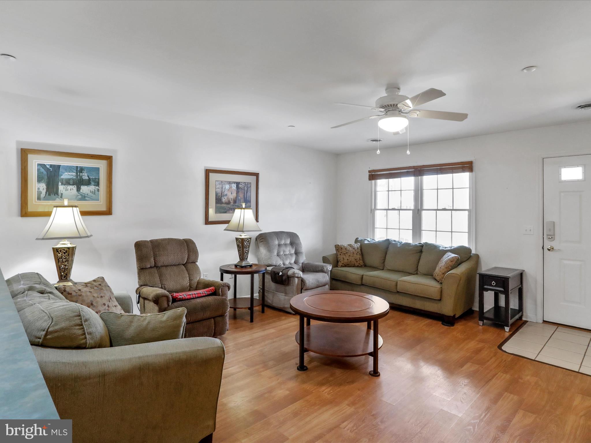 324 Key W Drive Hagerstown, MD 21740 - Photo 8 of 28 a living room with furniture and a window