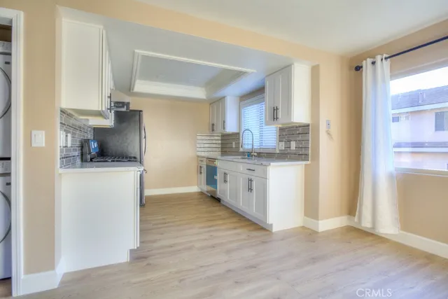 $3,100 | 313 South Almansor Street, Unit 2, Alhambra, CA 91801