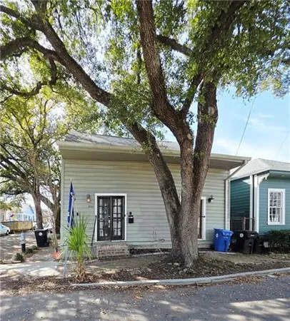 $1,800 | 900 Seventh Street, New Orleans, LA 70115