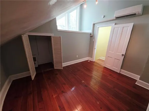 $1,800 | 900 Seventh Street, New Orleans, LA 70115