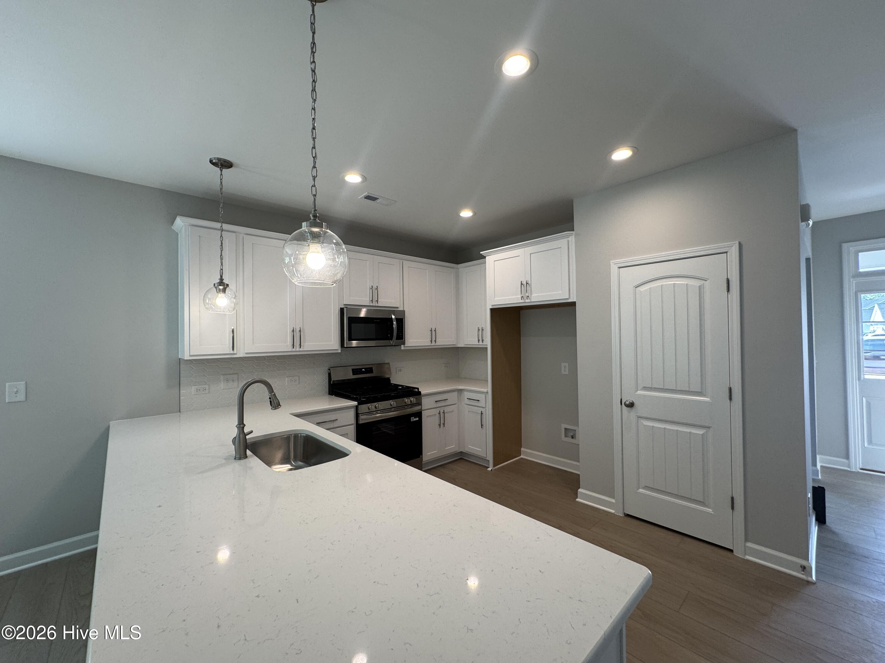 298 Rough Rdg Trail, Unit 29 Aberdeen, NC 28315 - Photo 35 of 38