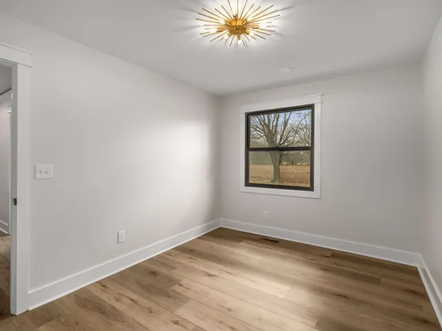 $850,000 | 1015 Jump Off Road, Bon Aqua, TN 37025