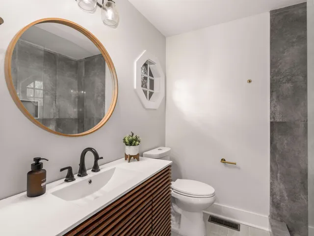 $850,000 | 1015 Jump Off Road, Bon Aqua, TN 37025