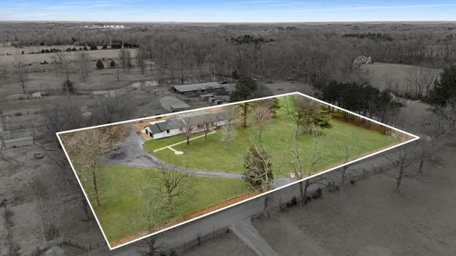 $850,000 | 1015 Jump Off Road, Bon Aqua, TN 37025