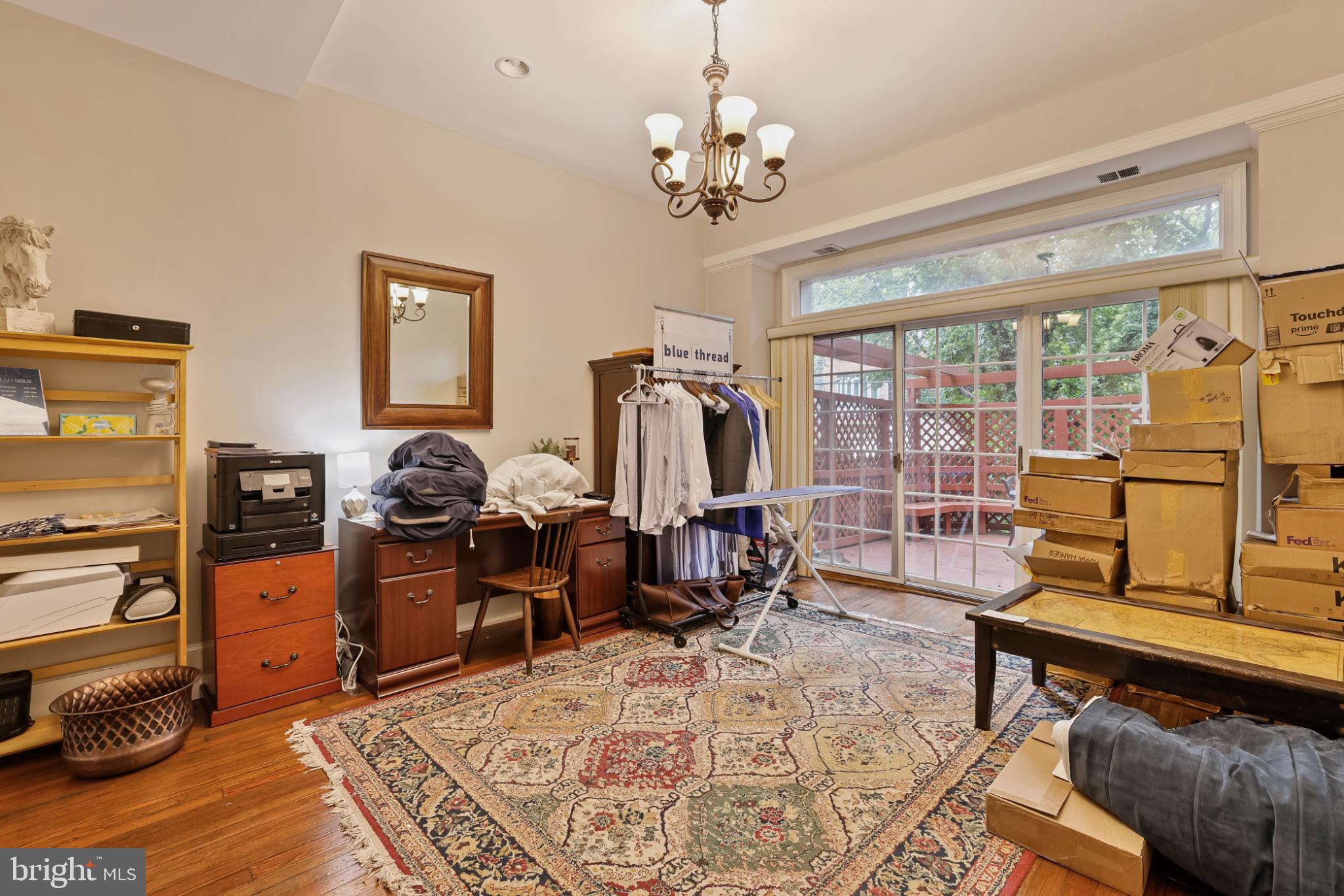 430 New Jersey Avenue Southeast Washington, DC 20003 - Photo 17 of 34 Versatile space with natural light and charm.