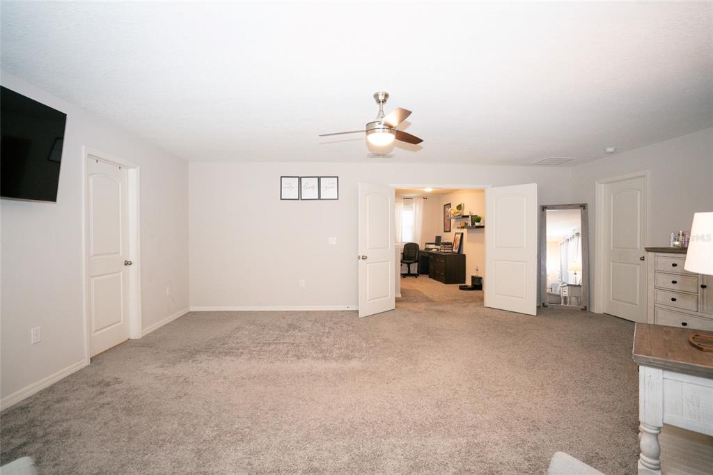 11205 Brighton Knoll Loop Riverview, FL 33579 - Photo 31 of 56