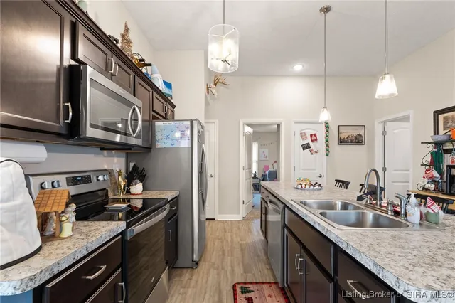 $252,900 | 8067 Kepley Drive Northeast, New Salisbury, IN 47161