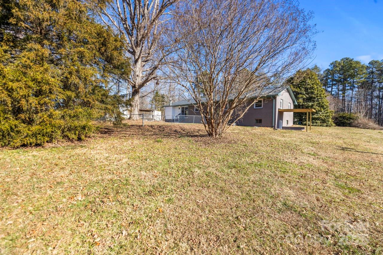 322 Timber Road Iron Station, NC 28080 - Photo 8 of 45 Gallery Image 8