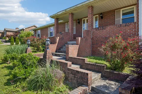 $725,000 | 920 Kelly June Drive, Mount Juliet, TN 37122
