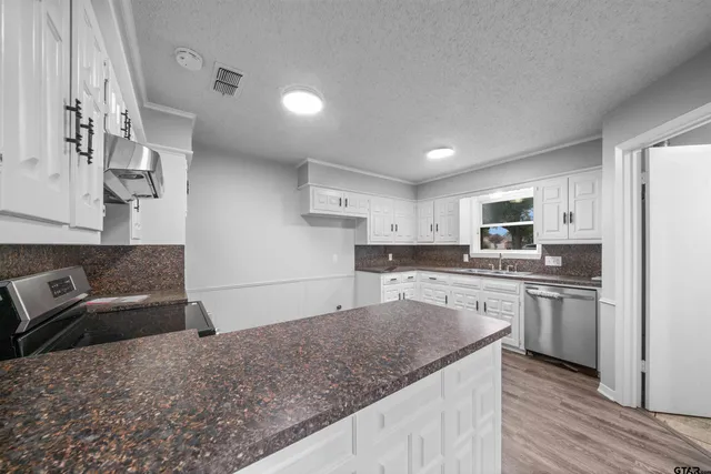 $2,200 | 4715 Edinburgh Drive, Tyler, TX 75703