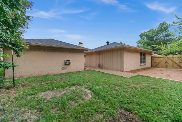 $2,200 | 4715 Edinburgh Drive, Tyler, TX 75703