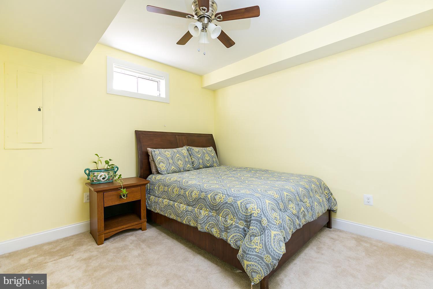 1296 Wedgewood Manor Way Reston, VA 20194 - Photo 23 of 30 Bedroom
