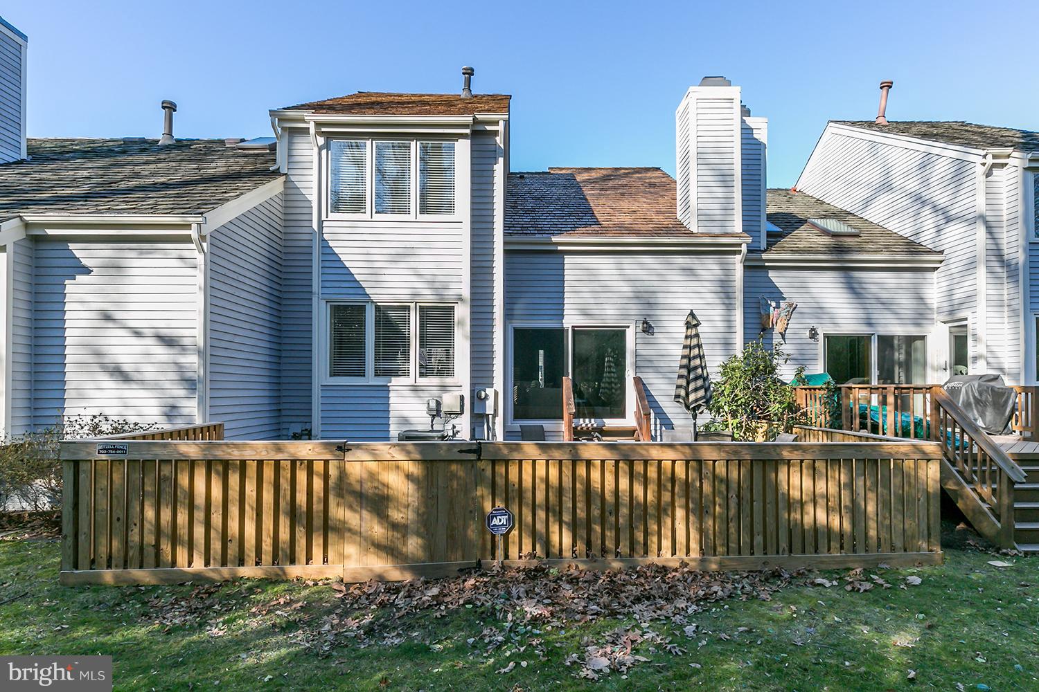 1296 Wedgewood Manor Way Reston, VA 20194 - Photo 29 of 30 Exterior (Rear)