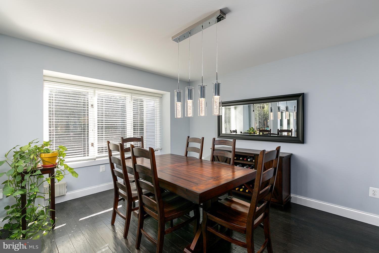 1296 Wedgewood Manor Way Reston, VA 20194 - Photo 9 of 30 Dining Room