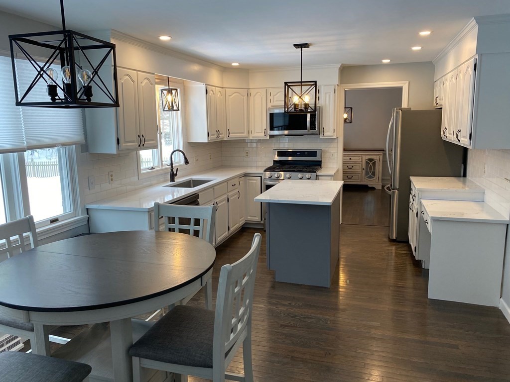 451 Porter Road East Longmeadow, MA 01028 - Photo 4 of 15 Gallery Image 4