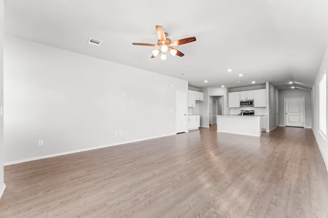 $1,750 | 603 Levine Court, Conroe, TX 77316