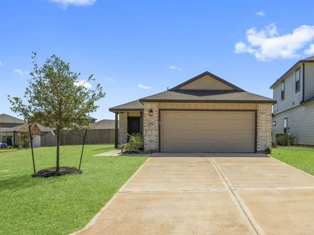 $1,750 | 603 Levine Court, Conroe, TX 77316