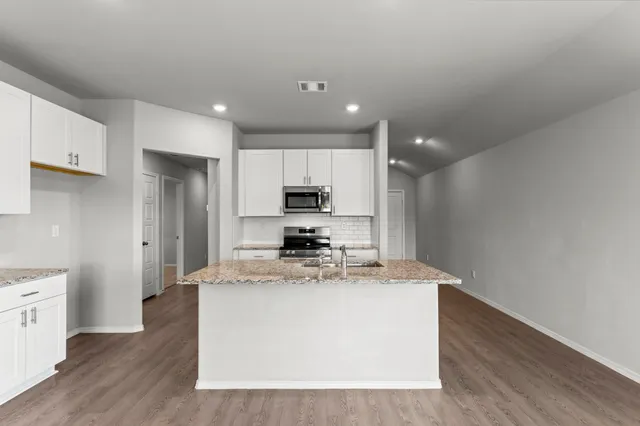 $1,750 | 603 Levine Court, Conroe, TX 77316