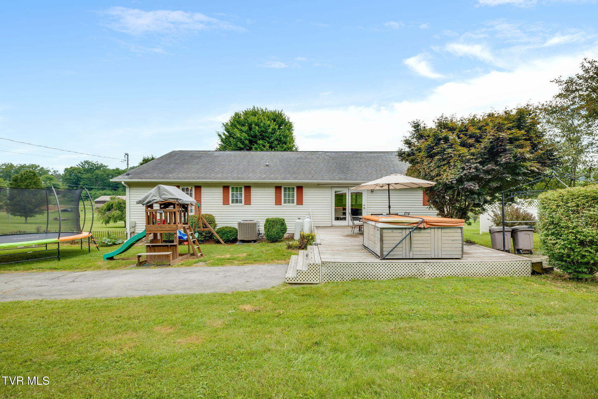 5394 Dishner Valley Road Bristol, VA 24202 - Photo 32 of 41 032