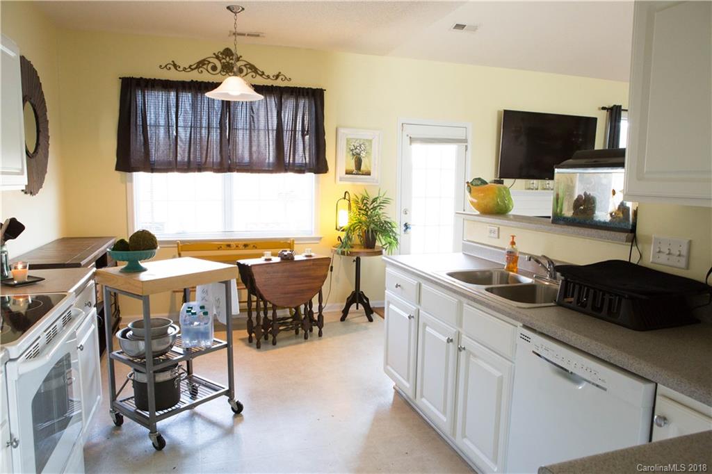 36 Pamlico Road Fletcher, NC 28732 - Photo 14 of 30