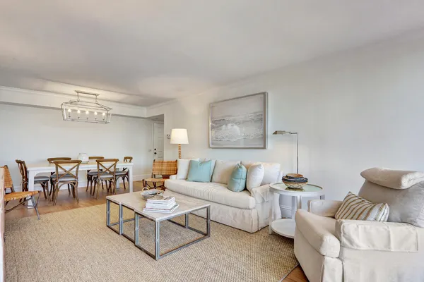$4,000 | 225 South Beach Road, Unit 204, Tequesta, FL 33469