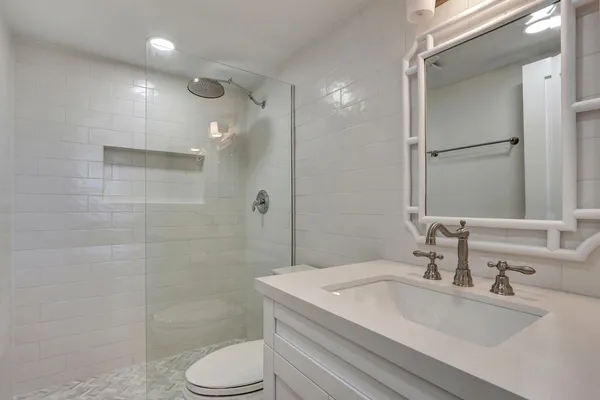 $4,000 | 225 South Beach Road, Unit 204, Tequesta, FL 33469