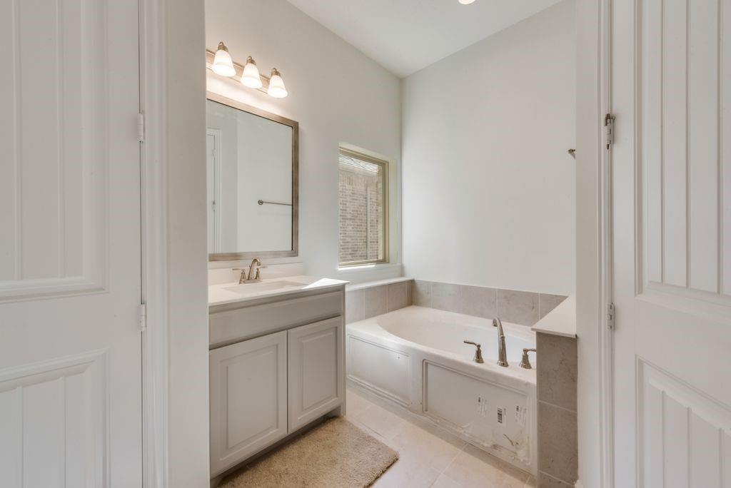 1225 Collett Sublett Road Kennedale, TX 76060 - Photo 18 of 21 Gallery Image 18