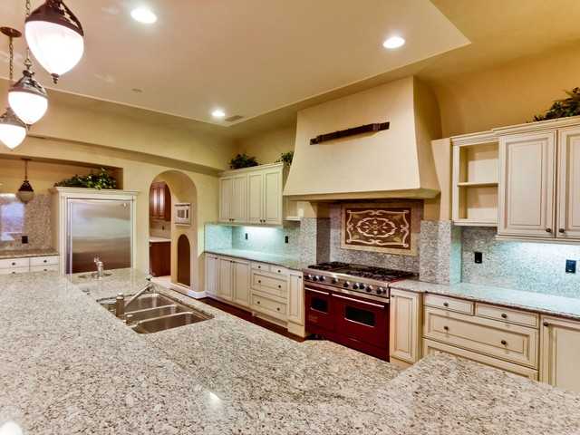 17879 Punta Del Sur Rancho Santa Fe, CA 92067 - Photo 16 of 25 Kitchen