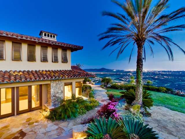 17879 Punta Del Sur Rancho Santa Fe, CA 92067 - Photo 5 of 25