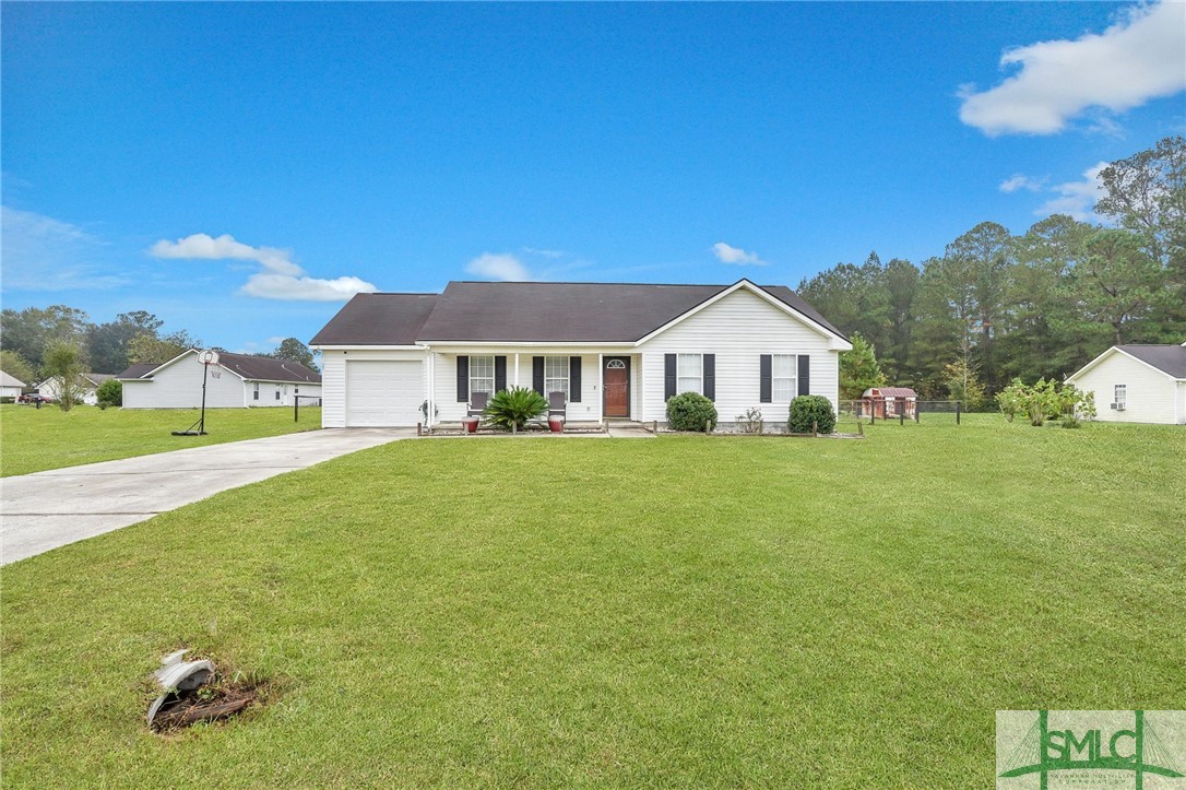 203 Cleo Court Springfield, GA 31329 - Photo 2 of 27