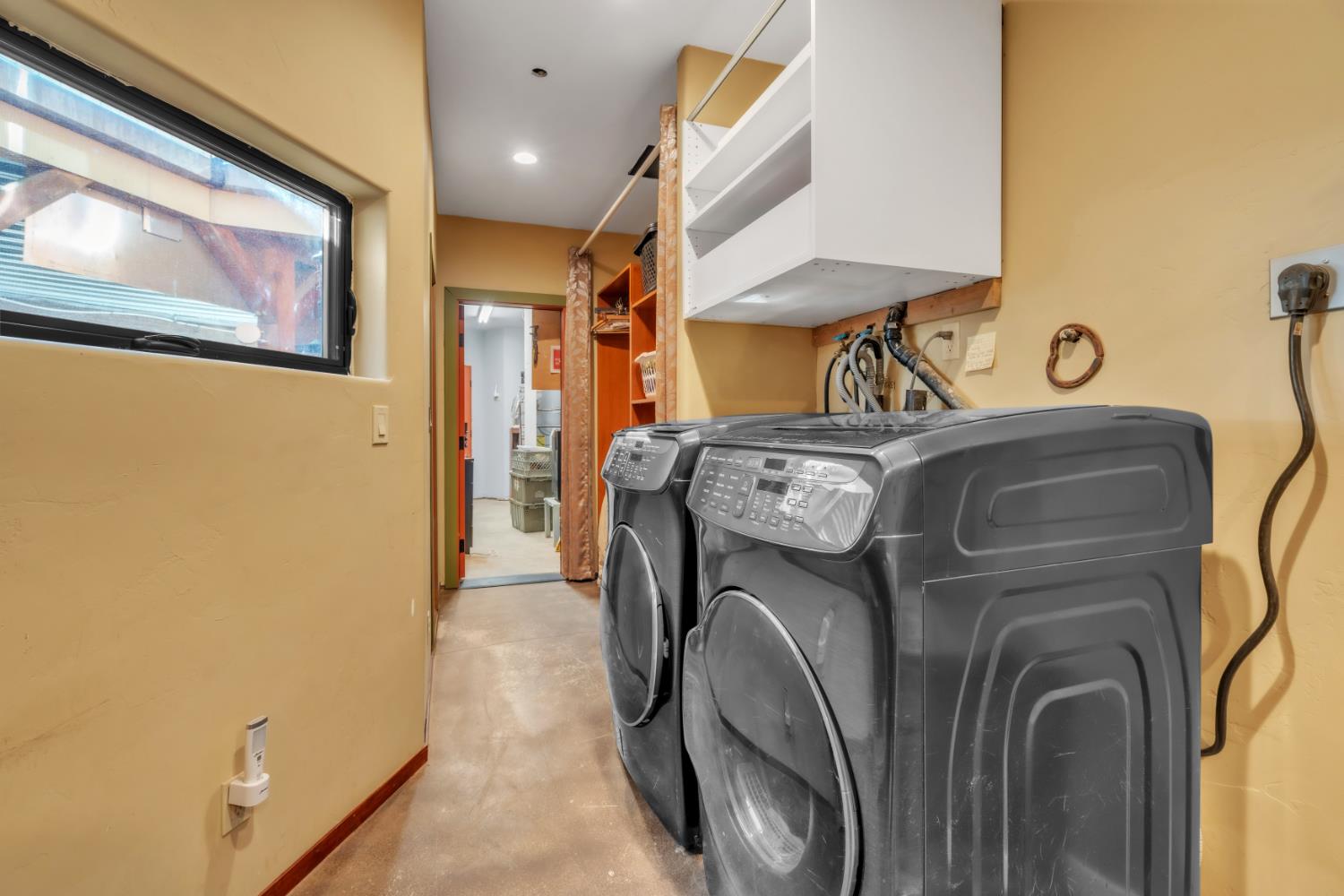 12767 Newtown Road Nevada City, CA 95959 - Photo 18 of 57 a utility room with dryer and washer