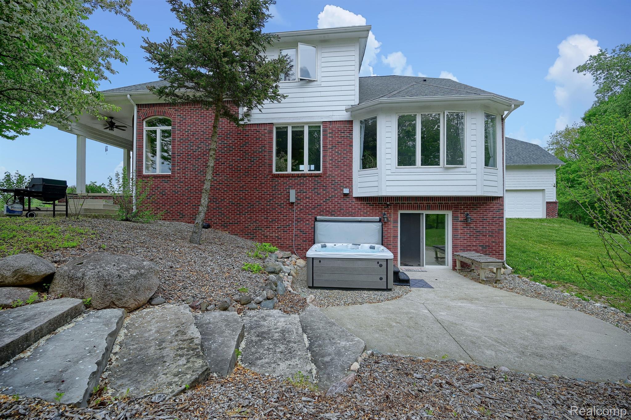1305 Lakeville Road Leonard, MI 48367 - Photo 10 of 61