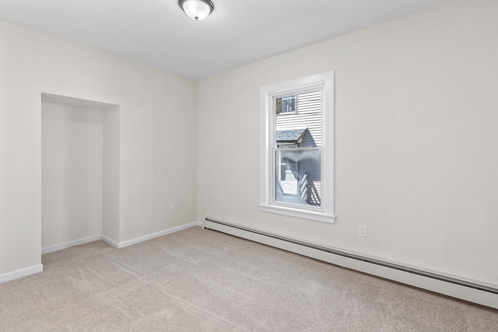 314 Hamilton Street Southbridge, MA 01550 - Photo 17 of 35