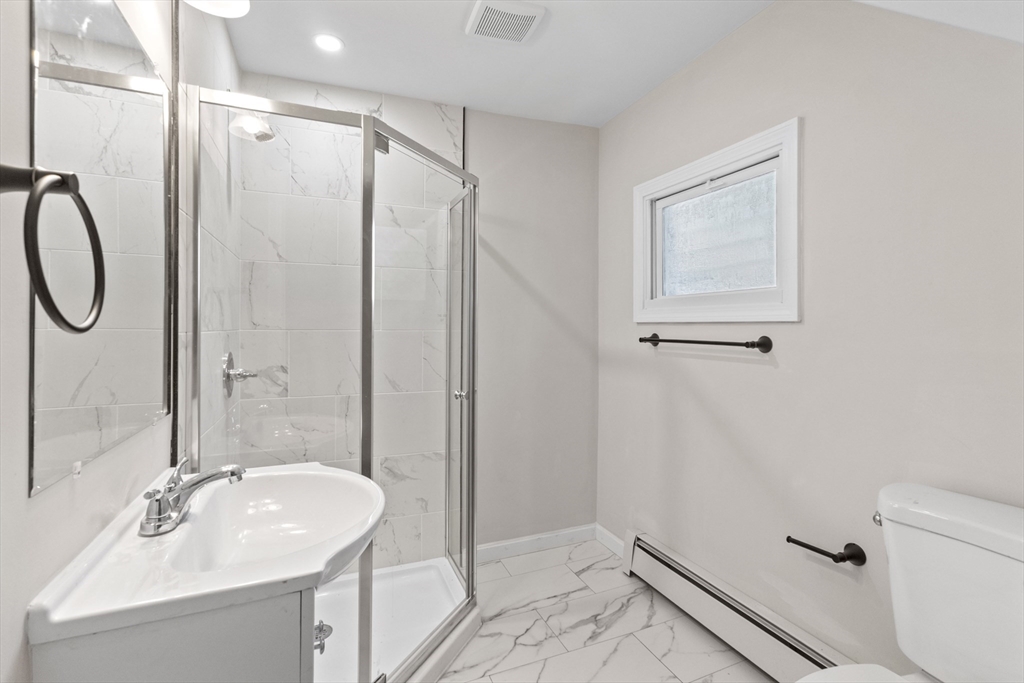 314 Hamilton Street Southbridge, MA 01550 - Photo 28 of 35