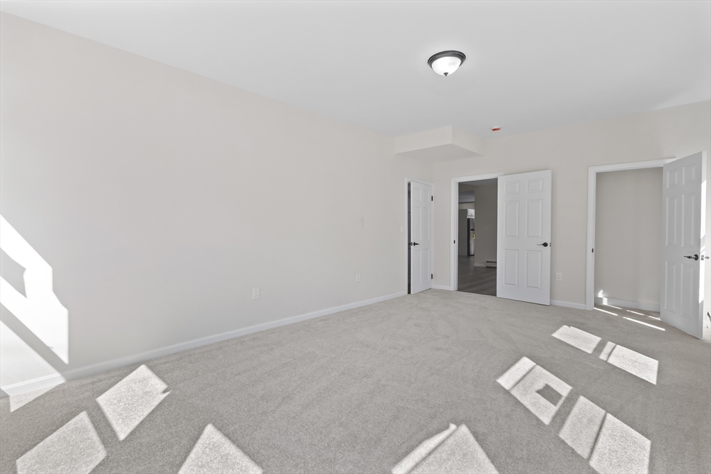314 Hamilton Street Southbridge, MA 01550 - Photo 9 of 35
