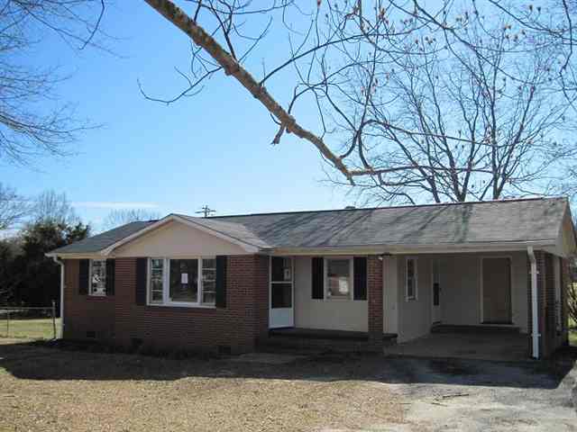2804 Walnut Drive Anderson, SC 29624 - Photo 1 of 6 Gallery Image 1