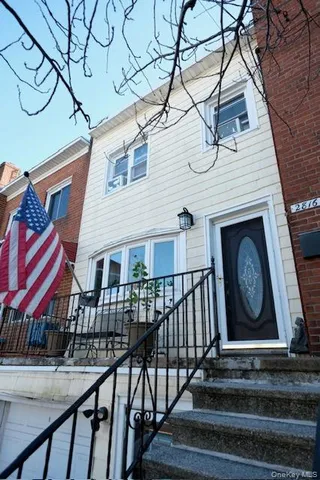 $599,000 | 2816 Collis Place | Throgs Neck