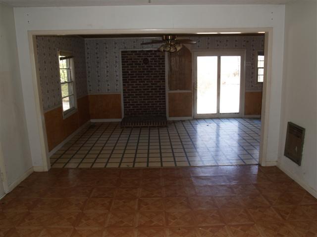 1398 Anthony Mill Road Tullahoma, TN 37388 - Photo 4 of 13 Gallery Image 4