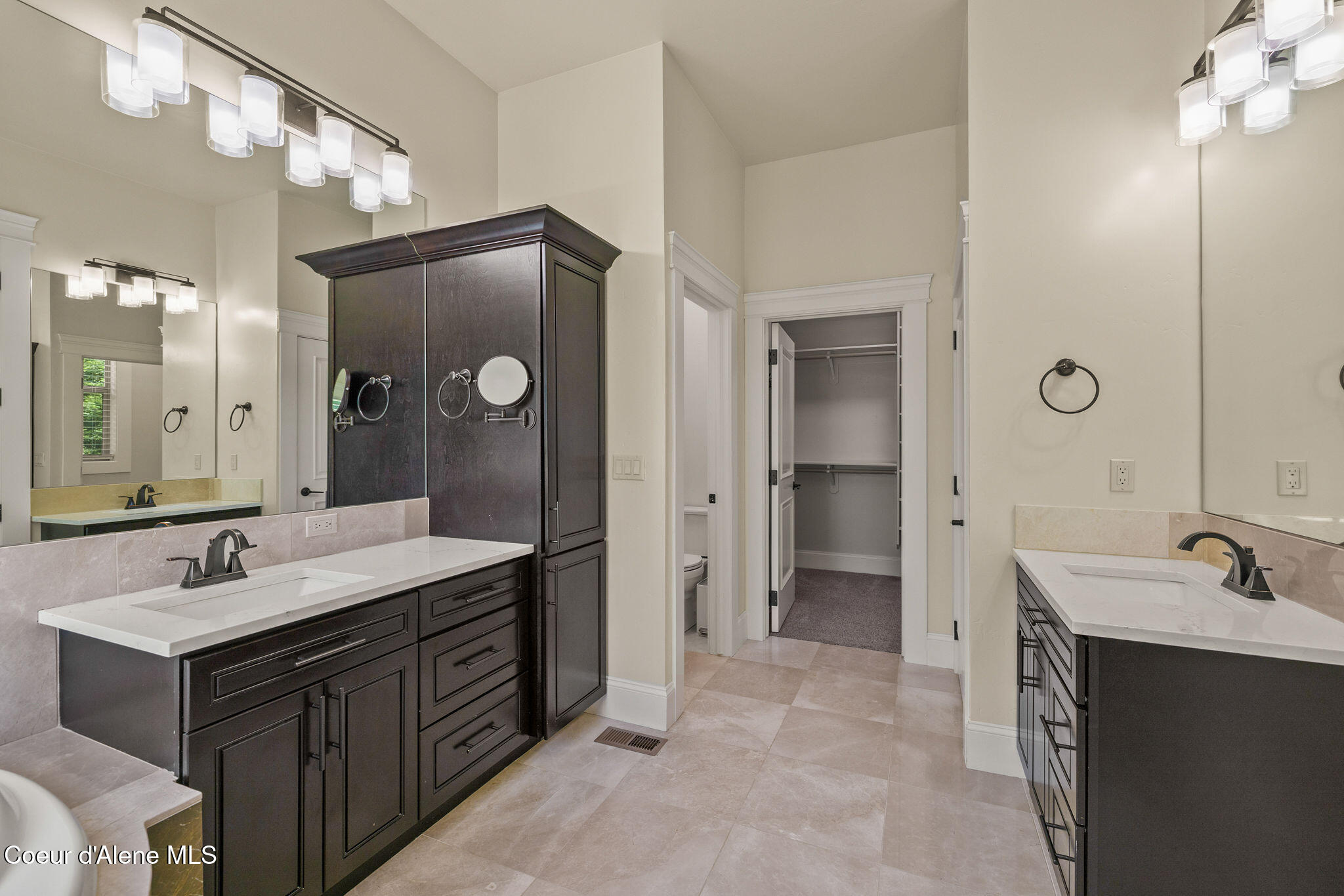 15746 North Pinewood Way Hayden, ID 83835 - Photo 33 of 97 Master Bathroom