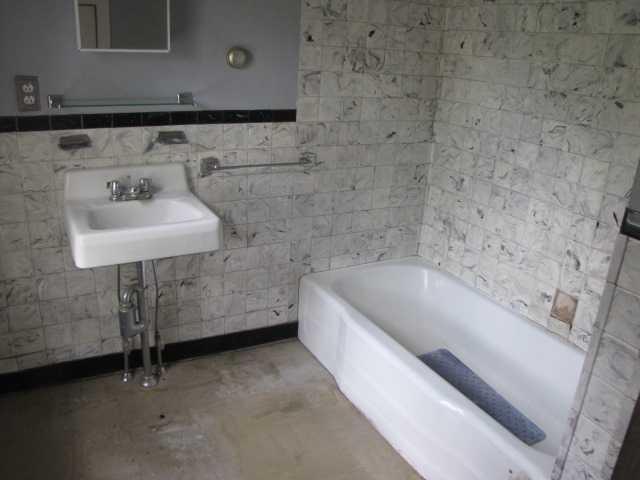 150 School Street Unity, ME 04988 - Photo 5 of 11 Bathroom.