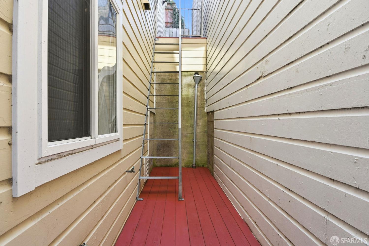 526 Silver Avenue San Francisco, CA 94112 - Photo 39 of 44 a view of balcony and wooden floor