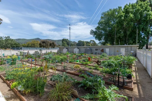 $887,000 | 34121 Village 34, Camarillo, CA 93012