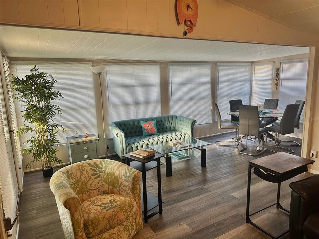 11157 102nd Street, Unit 213 Largo, FL 33773 - Photo 4 of 17