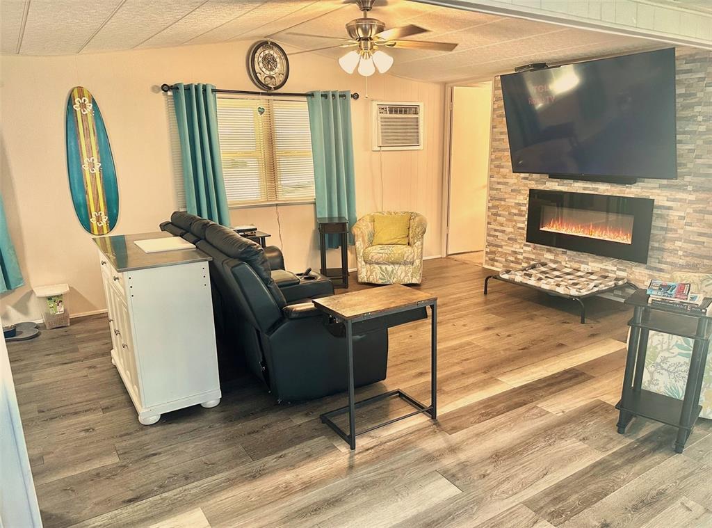 11157 102nd Street, Unit 213 Largo, FL 33773 - Photo 8 of 17