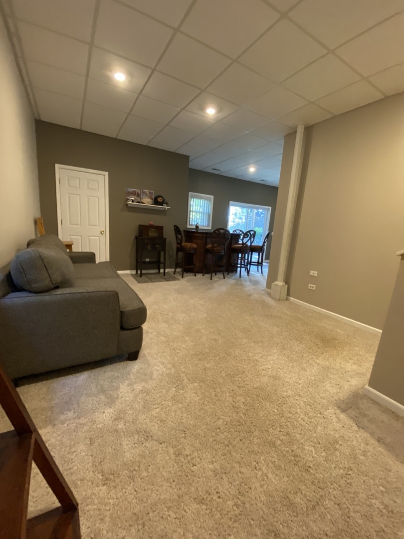 807 Ridge Avenue Wauconda, IL 60084 - Photo 16 of 33
