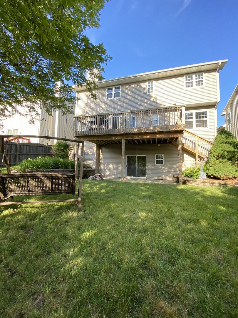 807 Ridge Avenue Wauconda, IL 60084 - Photo 18 of 33