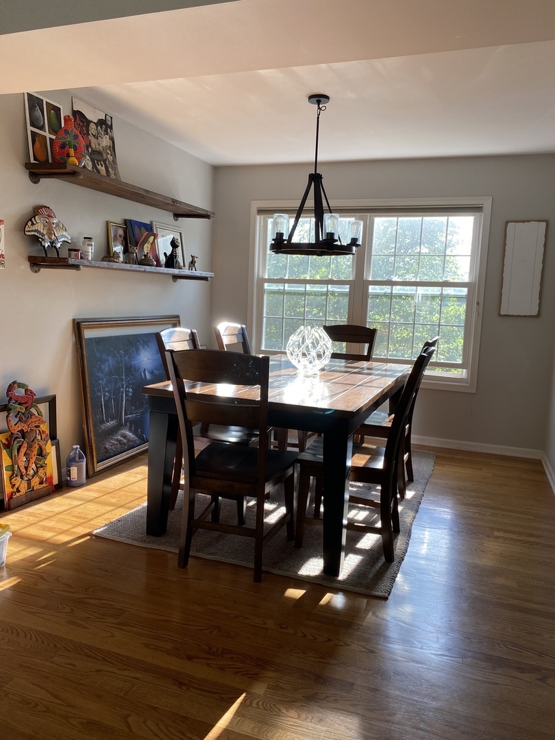 807 Ridge Avenue Wauconda, IL 60084 - Photo 4 of 33