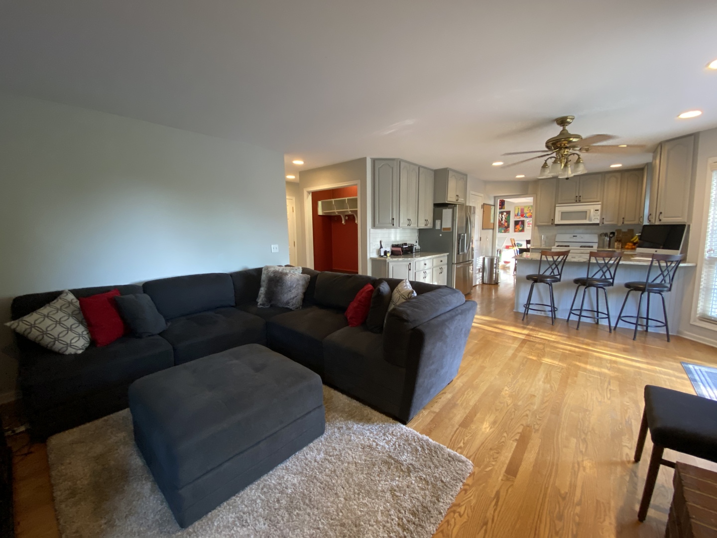 807 Ridge Avenue Wauconda, IL 60084 - Photo 7 of 33