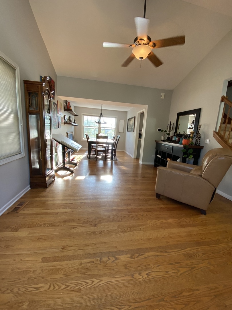 807 Ridge Avenue Wauconda, IL 60084 - Photo 10 of 33